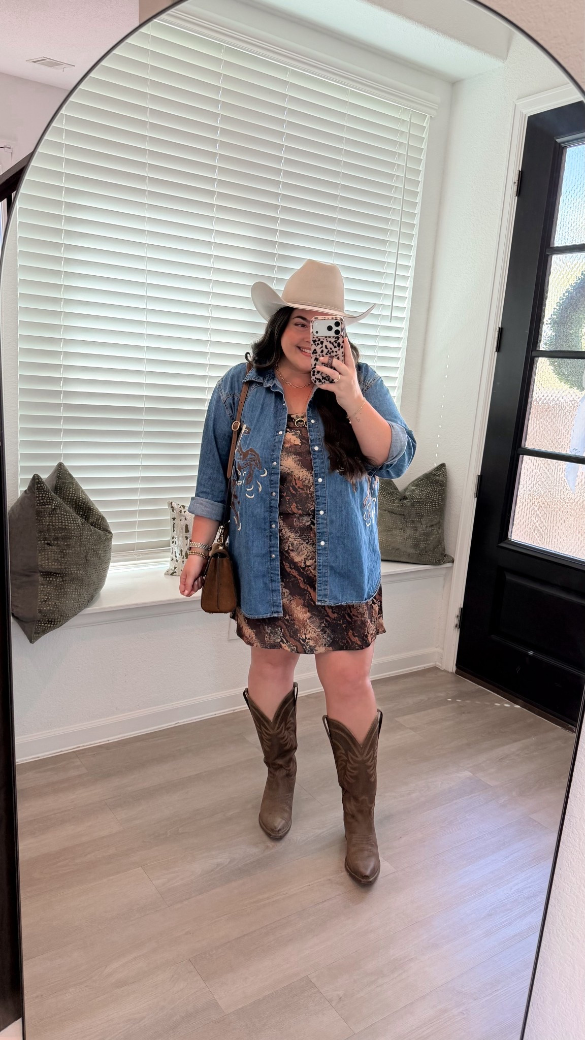 Rodeo outfit. Rodeo Houston outfit. Houston rodeo outfit. Western outfit. Denim outfit. Animal print outfit. Animal print western outfit. Western denim outfit. Tecovas. Cowboy boots.

Snake print skirt and bag are no longer available !

#LTKootd #LTKgrwm #LTKFestival