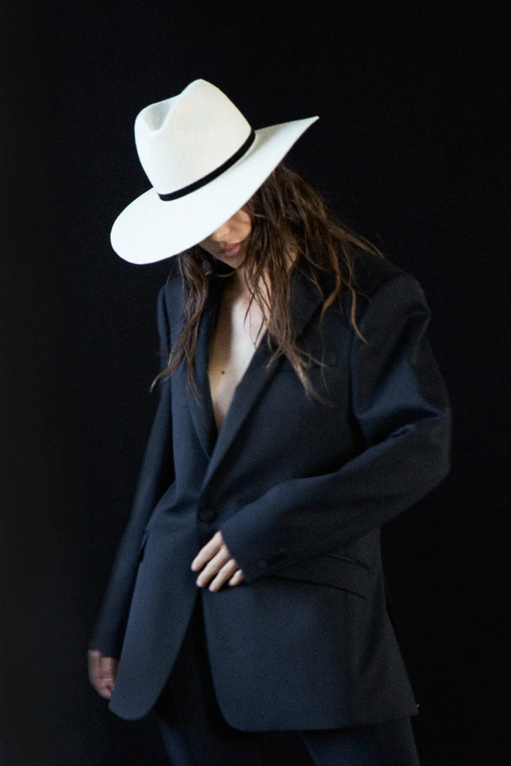 Demitria | Janessa Leone