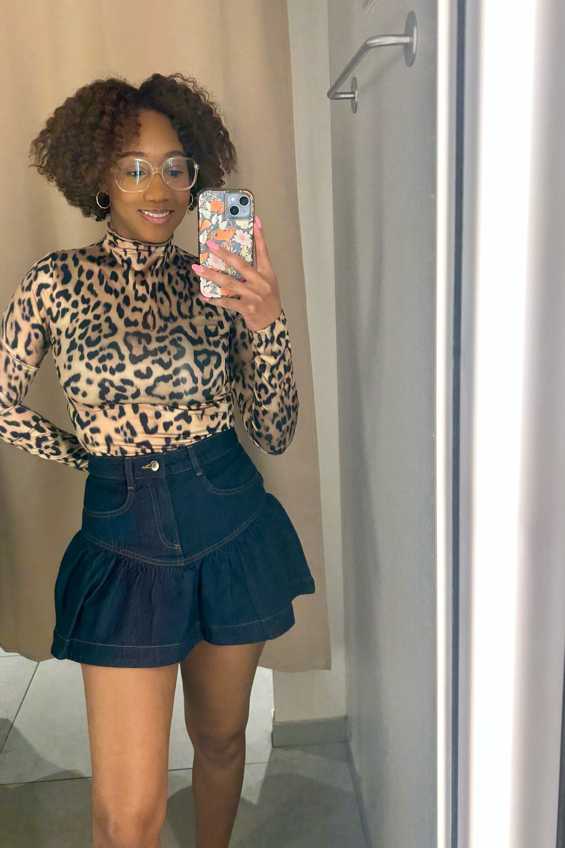 H&M Denim Skirt 

#LTKFindsUnder50 #LTKSaleAlert #LTKStyleTip