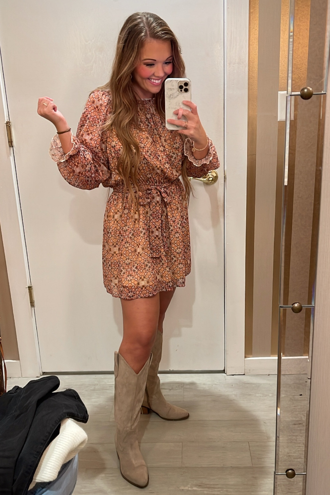 I absolutely love this fall dress from Pink Lily! It’s an off the shoulder dress but I actually like it better on the shoulder. Wearing a size small! 🩷

#pinklily #fallfashion

#LTKSeasonal #LTKstyletip #LTKHoliday