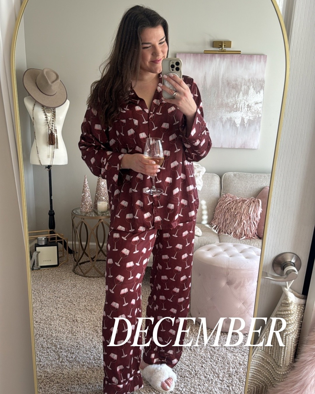Fave fit of December - wine pjs🍷

#LTKootd #LTKdayinmylife