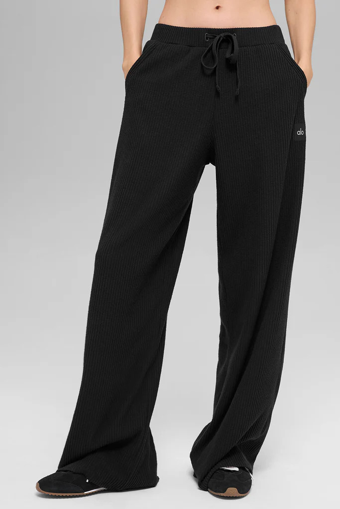 Muse Wide Leg Pant | Alo Yoga (US)