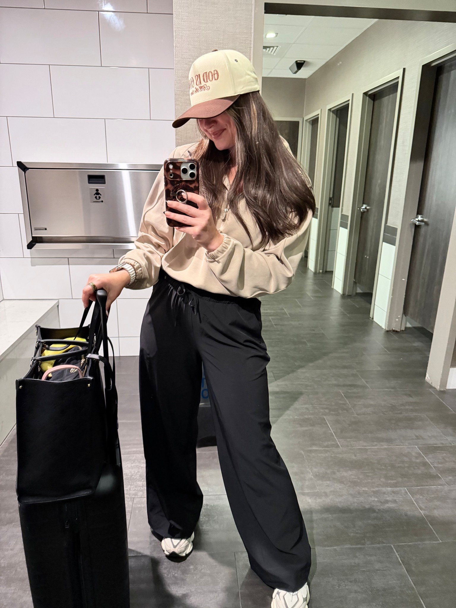 Off to Utah for LIVE! ✈️ ✨ 
Travel fit by lululemon + Target ( dupes for the lulu pants 😍 ) and my trusty dad does! Linked them all :) 

Medium in pants 
Size 12 in the pullover 

#LTKTravel #LTKActive