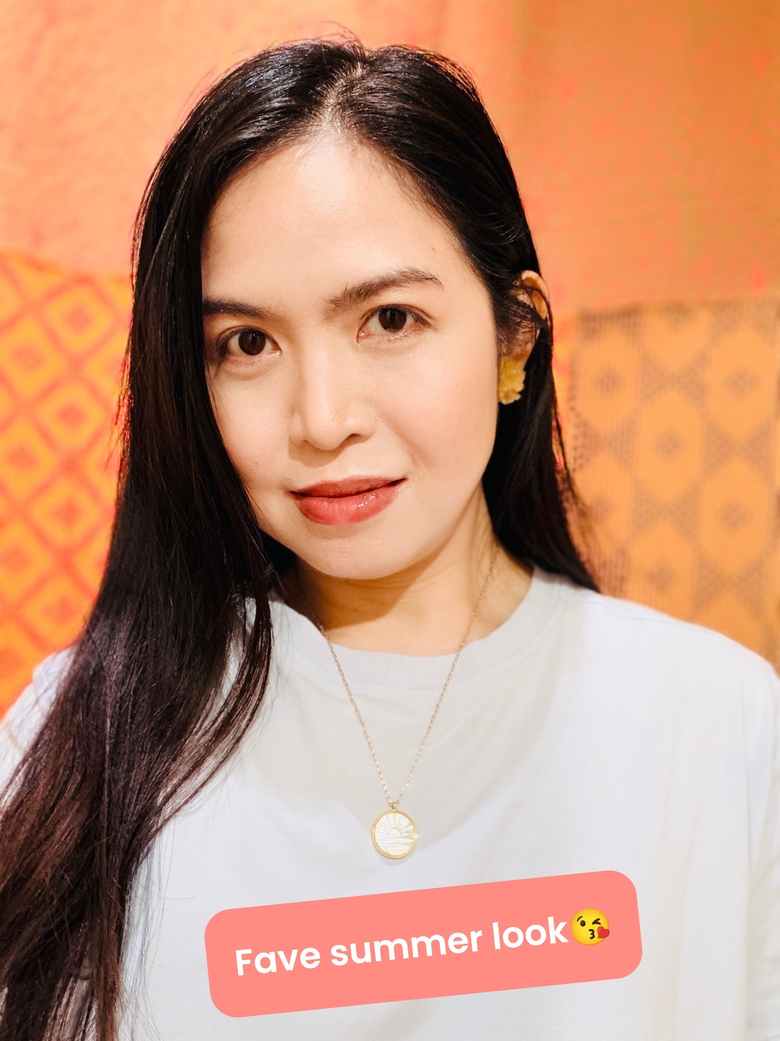 This easy summer look is wearable and travel friendly!😁Perfect for the beach or outdoor hangouts! This shirt comes in a bunch of colors and is a must for summer!😘😎💕💕







#ltkfindsunder100 @Sephora @lululemon #ltksummerstyle #ltksummerwear #ltkstyletip #ltkbeautytip

#LTKBeauty #LTKSeasonal #LTKTravel