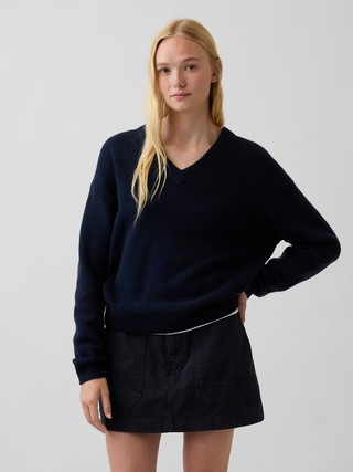 CashSoft Oversized V-Neck Sweater | Gap (US)