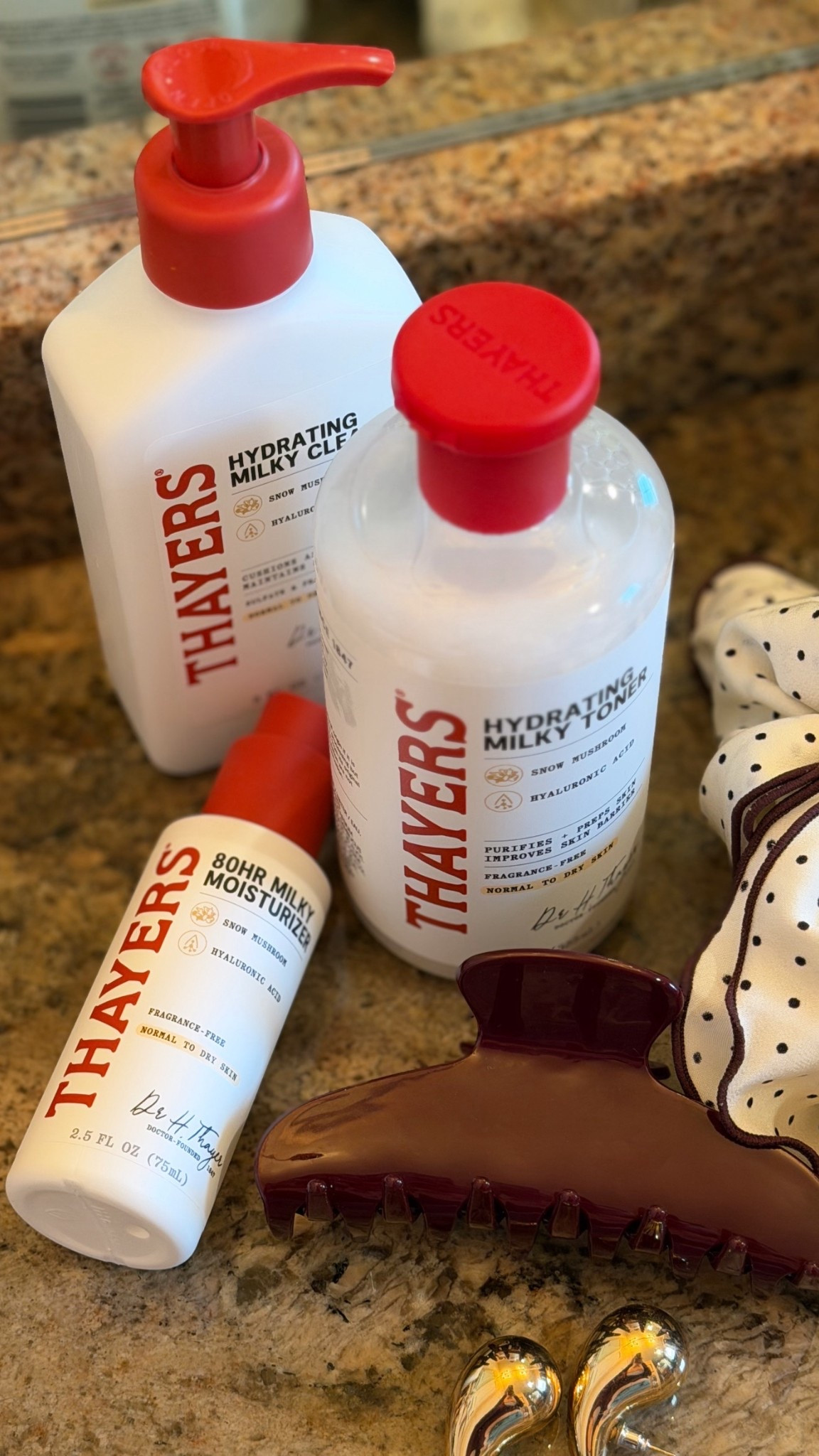  #ad My favorite target run skincare!!! @thayers is the best always - the 80hr moisturizer is such a life saver.  #TargetPartner #ThayersPartner #targetstyle #target 


#LTKgrwm