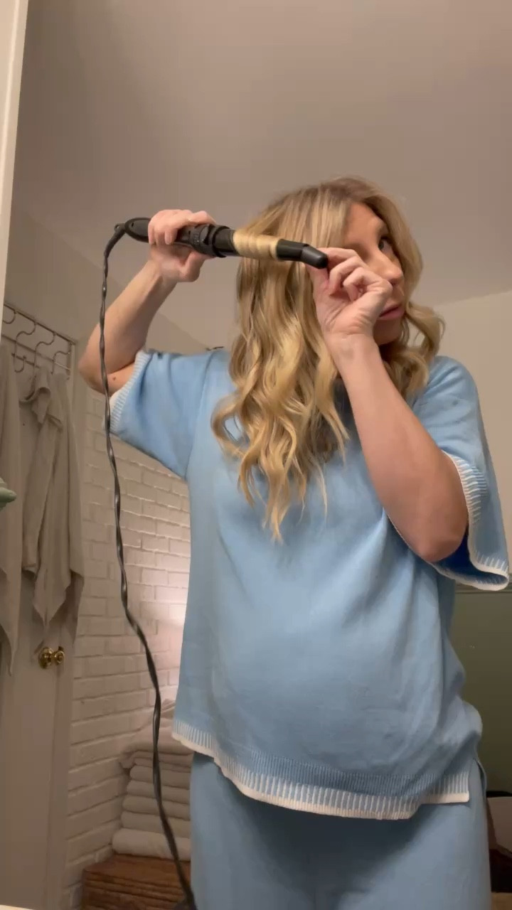 As a stay at home mom, I still try to get up 30 minutes before my kids to at least do some 5 minute makeup and curl my hair. This 2 piece lounge set from Amazon is a way for me to feel comfy on the days I stay home with them but still feel put together and feel productive throughout the day! 

Wearing size Medium at 6 months pregnant. Fits great! 

Look good feel good! 

#founditonamazon #womensfashion #loungeset #ltkfashion #bumpfriendly 

#LTKBeauty #LTKBump #LTKStyleTip