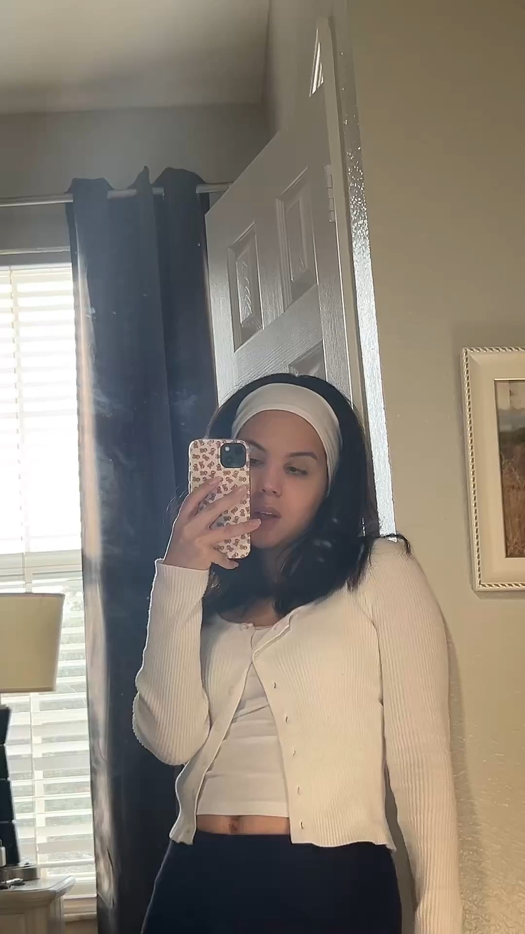 Cozy ootd. Staying home 🧸🤍

#LTKgrwm #LTKdayinmylife #LTKootd