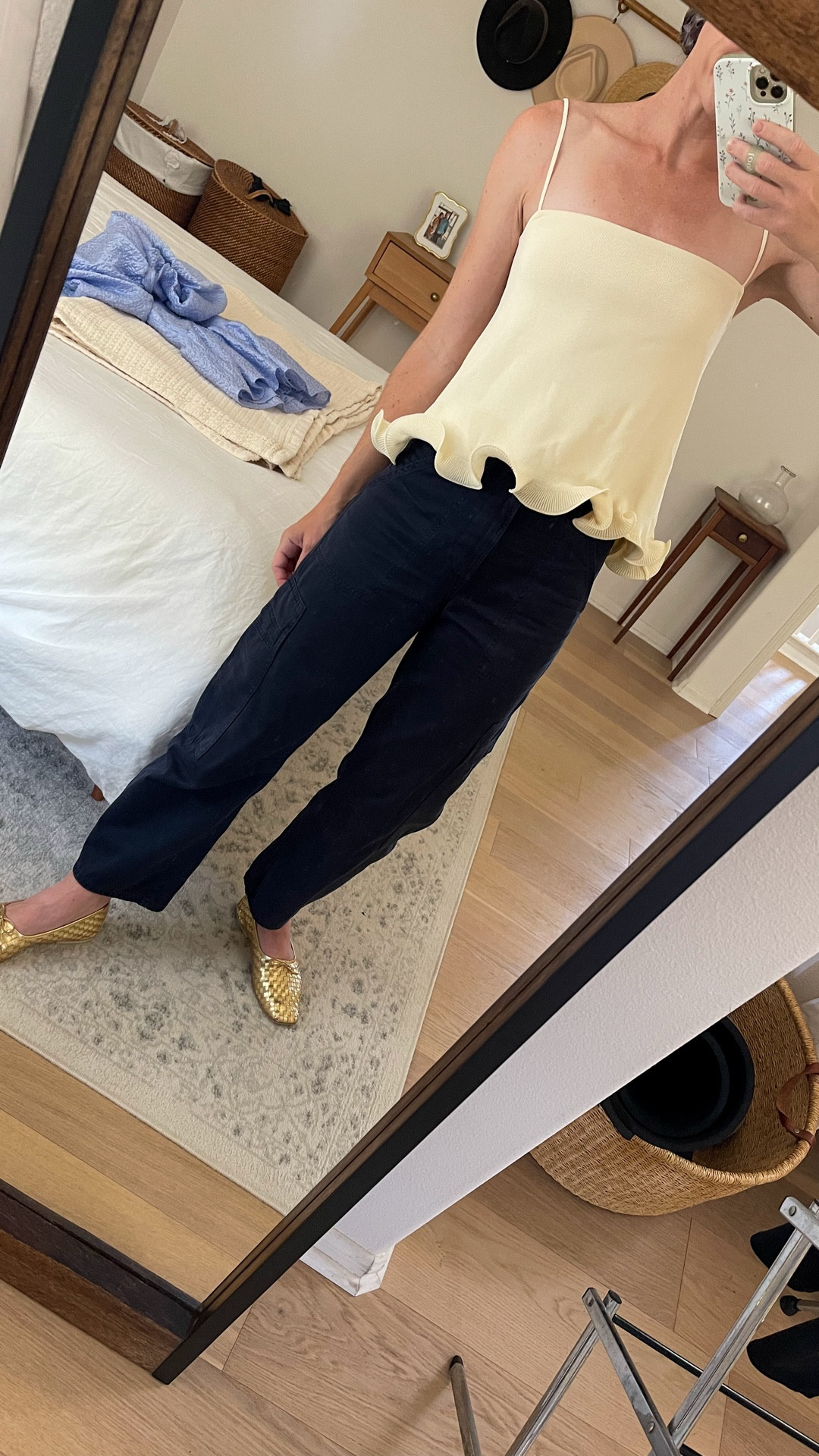 Today’s outfit  🧈 
Tank runs TTS, wearing a small
Pants run big, size down, wearing a 24
Flats run TTS

#LTKSeasonal #LTKOver40