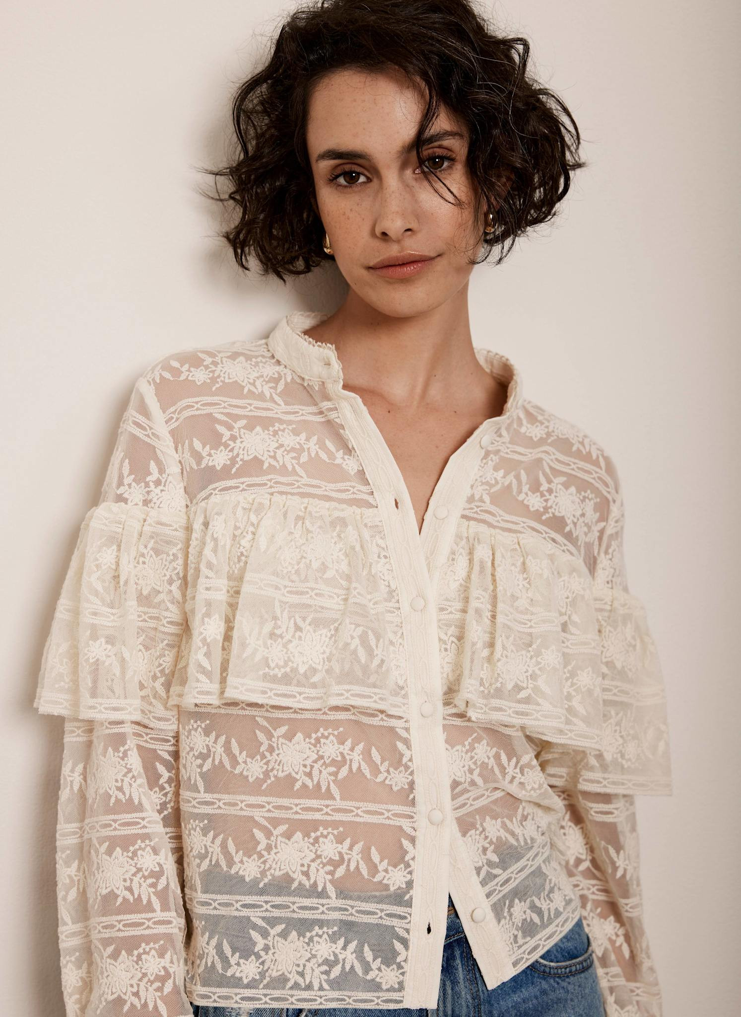 Cream Lace Ruffle Top | Mint Velvet