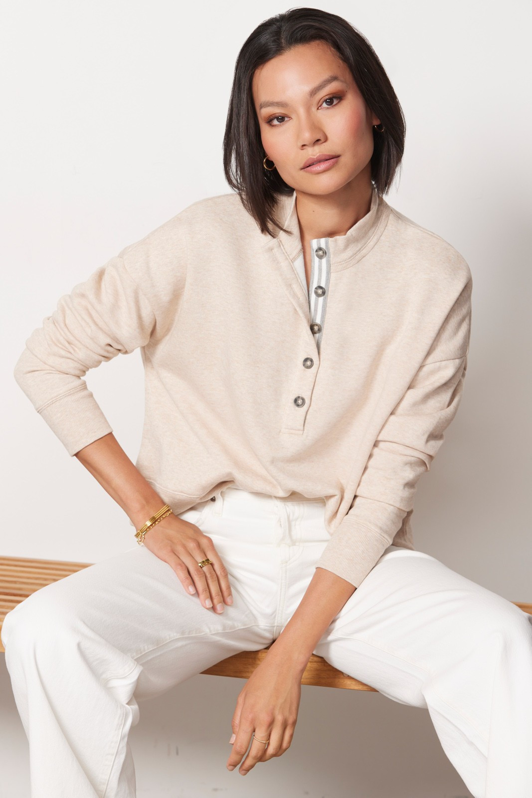 EVEREVE Taryn Taped Henley Sweatshirt | EVEREVE | Evereve