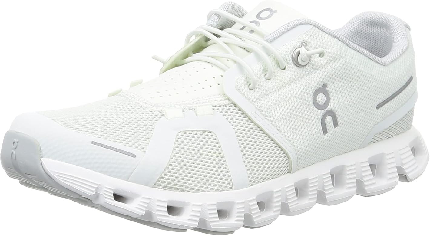 ON Women's Cloud 5 Sneakers | Amazon (US)