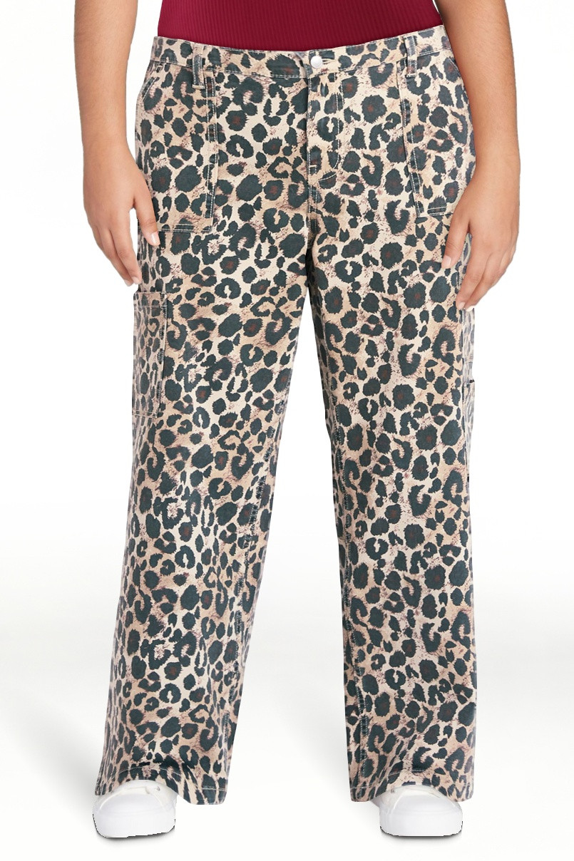 No Boundaries Wide Leg Cargo Pants, 31.5'' Inseam, Women's and Women's Plus Sizes XXS-4X | Walmart (US)