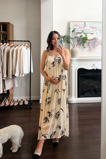 A beautiful floral dress for spring // bump friendly - [20 weeks]! 

#LTKSeasonal #LTKbump