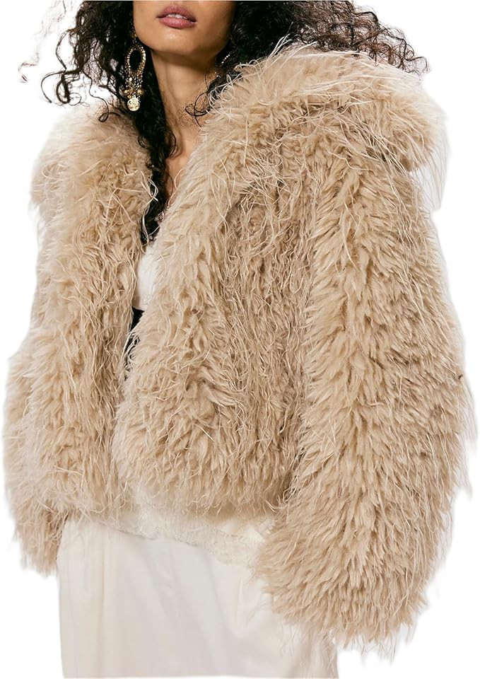 Women's Cropped Faux Fur Coat Solid Color Long Sleeve Lapel Collar Warm Jacket Furry Outerwear St... | Amazon (US)