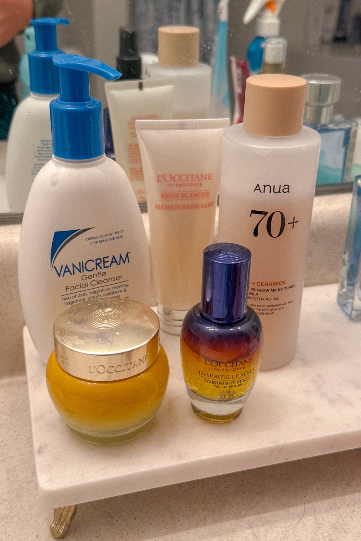 Simple skincare for acne prone skin #skincare #acneproneskin 