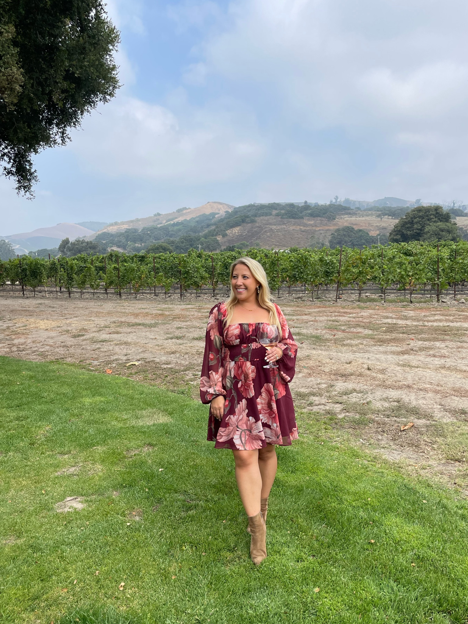 cutest dress for fall! 

#LTKSeasonal #LTKstyletip #LTKsalealert