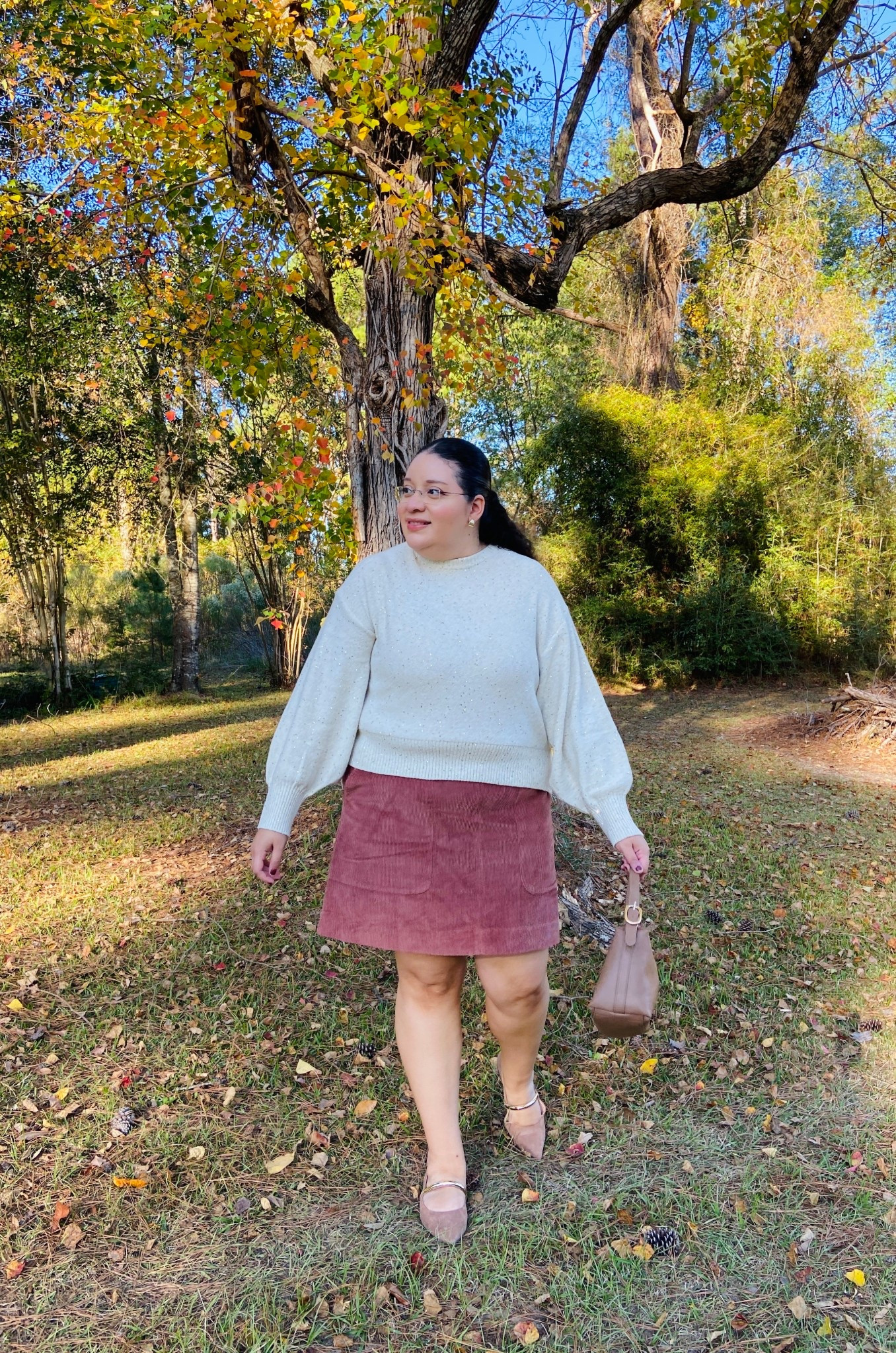 This corduroy skirt is so comfy and cute, perfect for Thanksgiving 🍁 

#LTKPlusSize #LTKHoliday #LTKStyleTip
