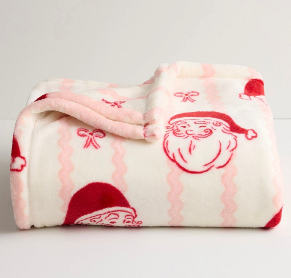 Christmas blanket
Cozy Christmas
Christmas giftt

#LTKSeasonal #LTKHome