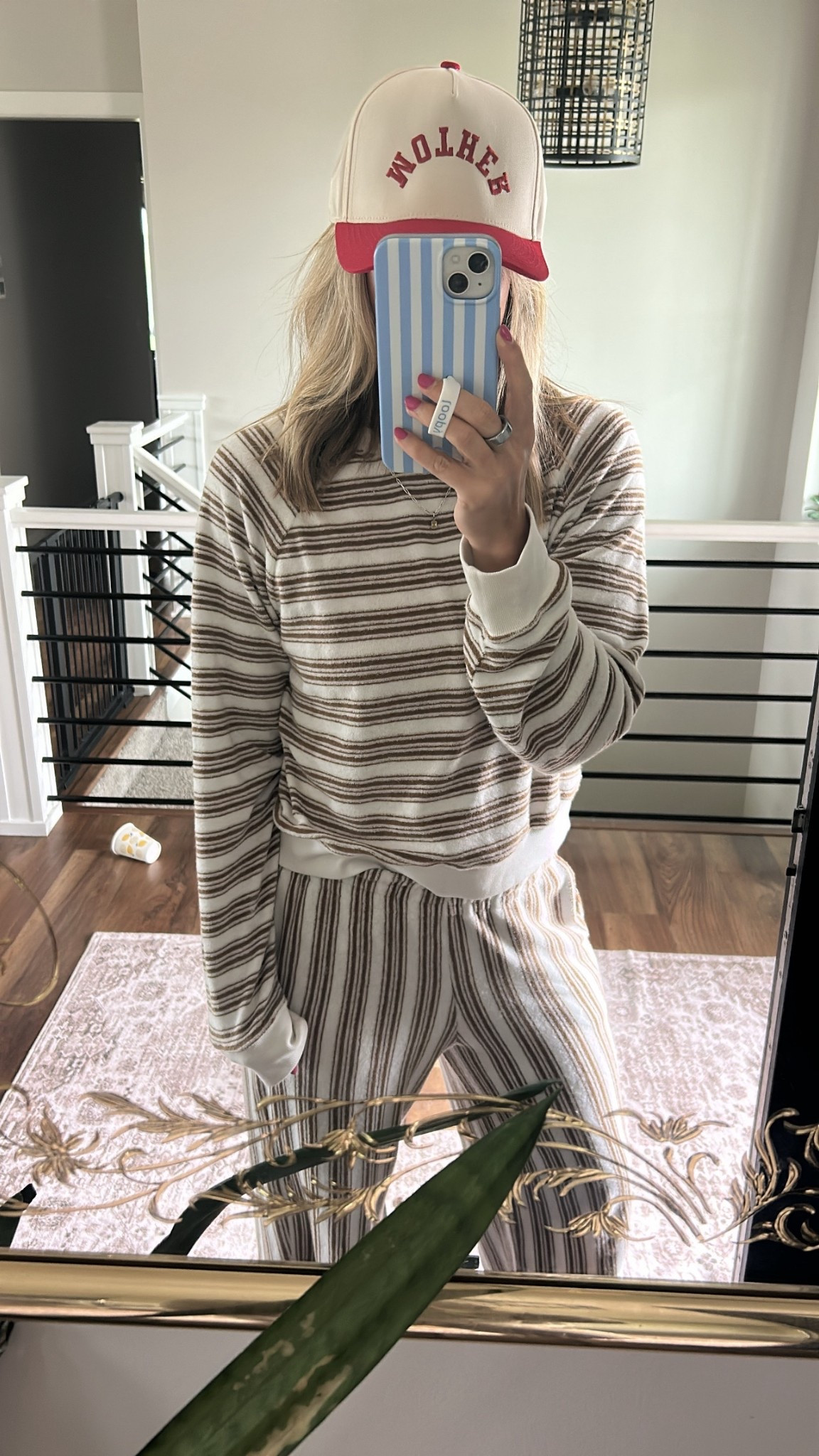 @Shopbop small top, medium pants (would’ve done a small but they were sold out)


#LTKMothersDay #LTKootd #LTKmomlife