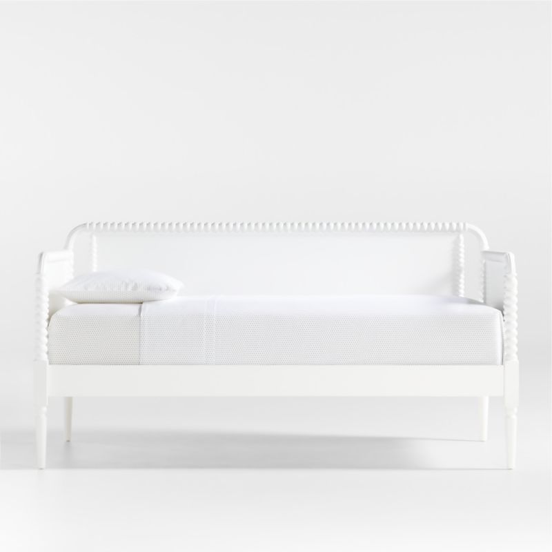 Jenny Lind White Wood Spindle Kids Daybed Frame + Reviews | Crate & Kids | Crate & Barrel