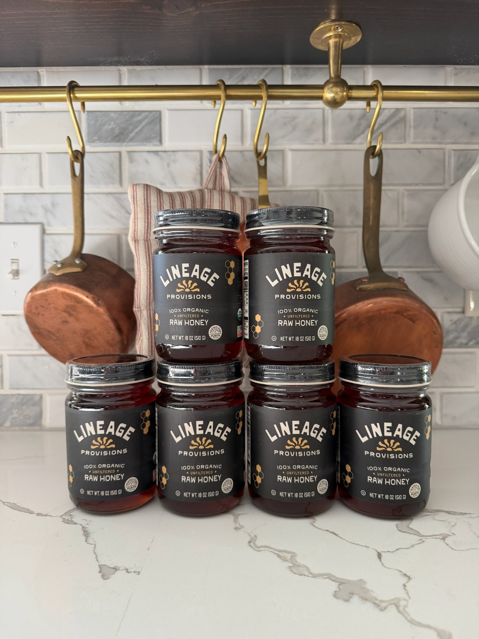 Stocked up on the good stuff 🍯✨ Lineage Provisions 100% organic, unfiltered raw honey is a kitchen staple around here—perfect for tea, baking, drizzling on toast, or adding a natural touch to everyday recipes. Simple, clean ingredients that deserve a spot right on the counter.

#rawhoney #organicpantry #lineageprovisions #kitchenstaples #healthyhome #pantryfavorites #eanesinteriors


#LTKselfcare #LTKfoodie #LTKHome
