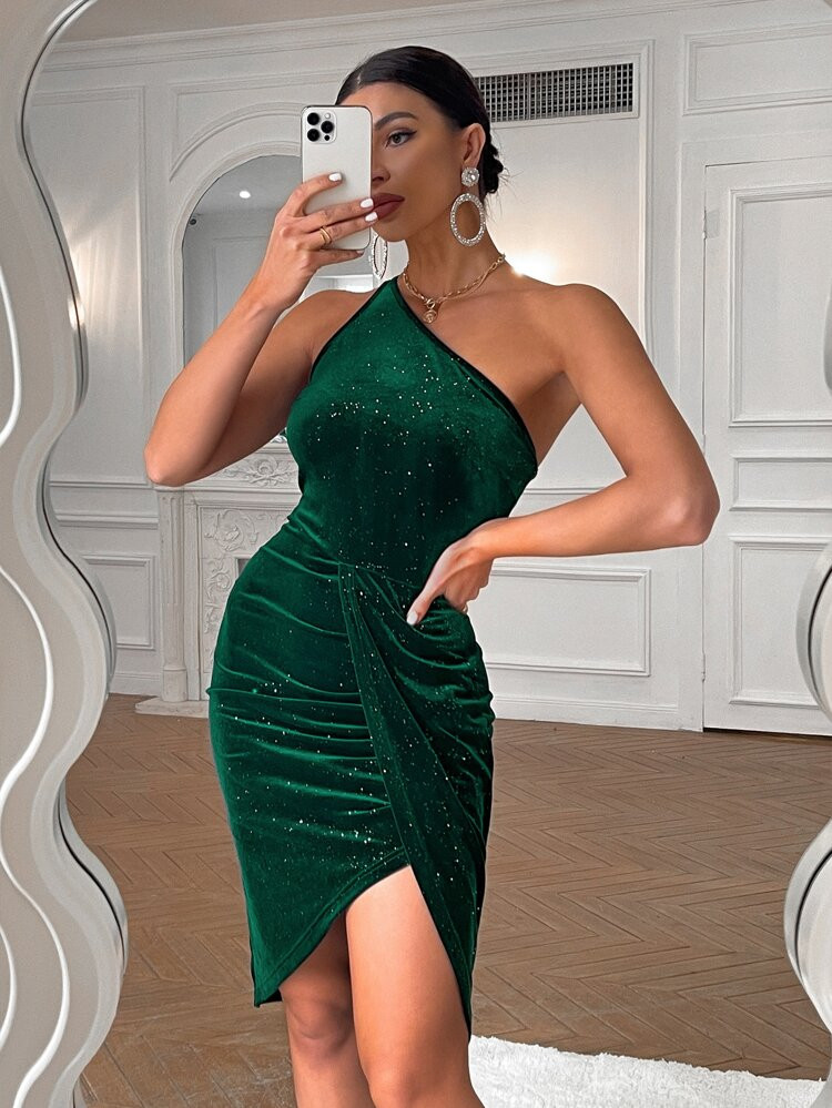 SHEIN SXY Solid One Shoulder Tulip Hem Velvet Dress | SHEIN
