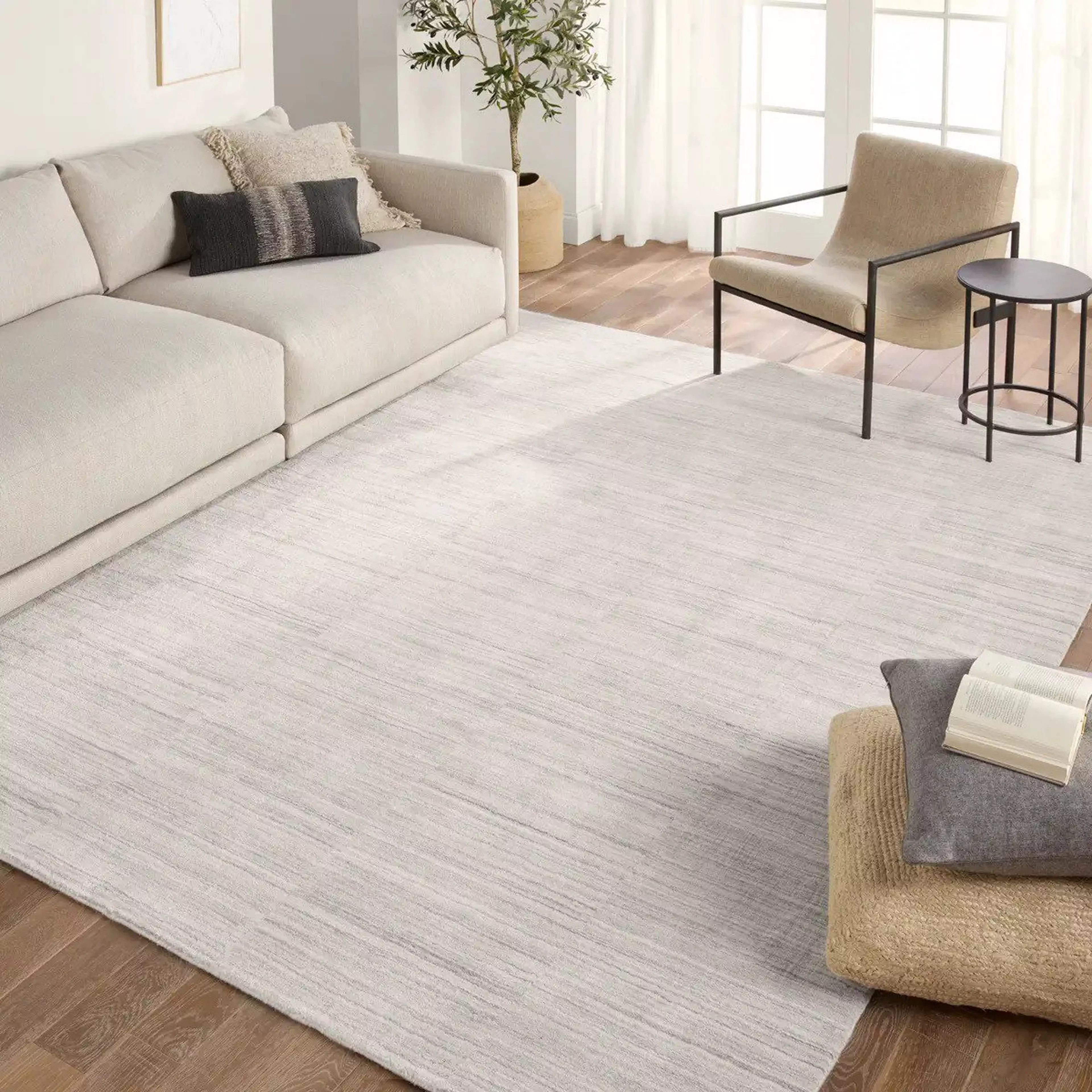 Lira Handwoven Indoor / Outdoor Rug | Shades of Light