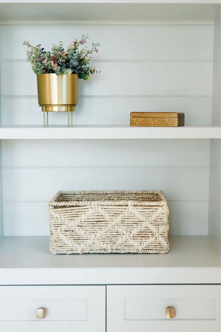 Simple Shelf Styling 🤍

#LTKfindsunder50 #LTKfamily #LTKhome