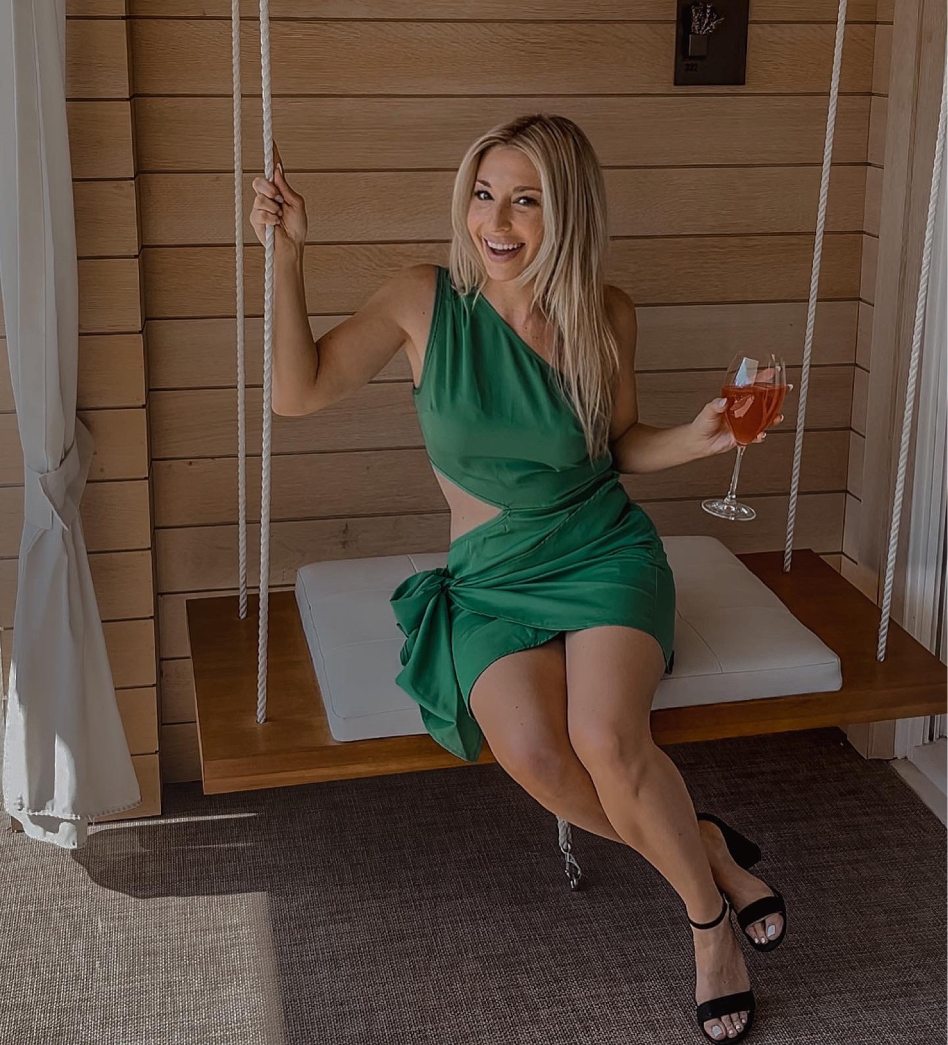 Lost in La La Land ☁️ 🏙️ ☁️ 
.
.
.

#loveofmylife #mylove #lovecouples #lovegoals #iloveyou #lovestory #loveandlife #lovequotes #lovelife #couplesinlove #relationshipgoals #travelcouple #coupleswhotravel #couplesthattravel #traveltogether #shein #zara #cityfashion #lafashion #foodie #ootdfashion 