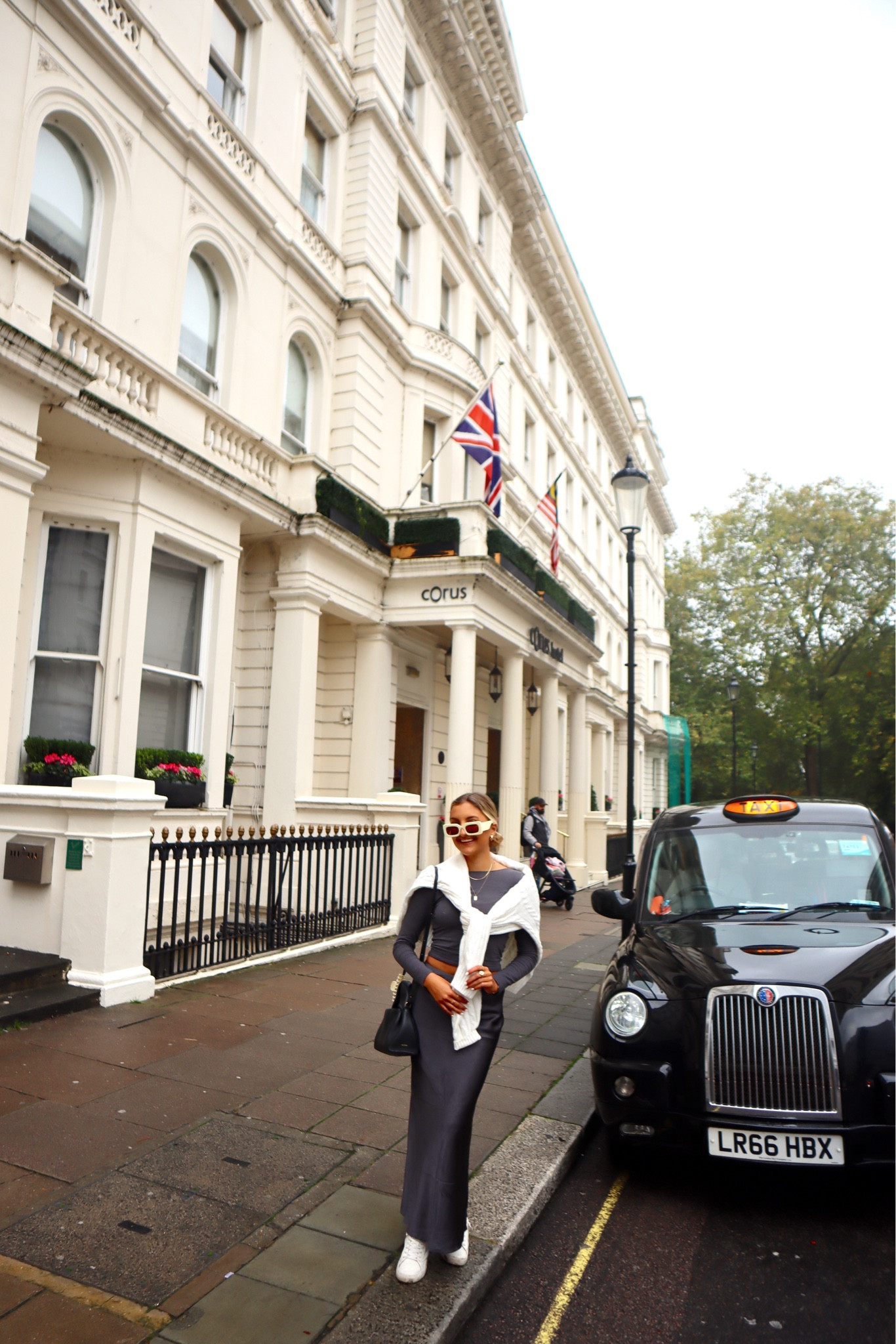 outfit of the day in London - wearing all Hollister size XS 