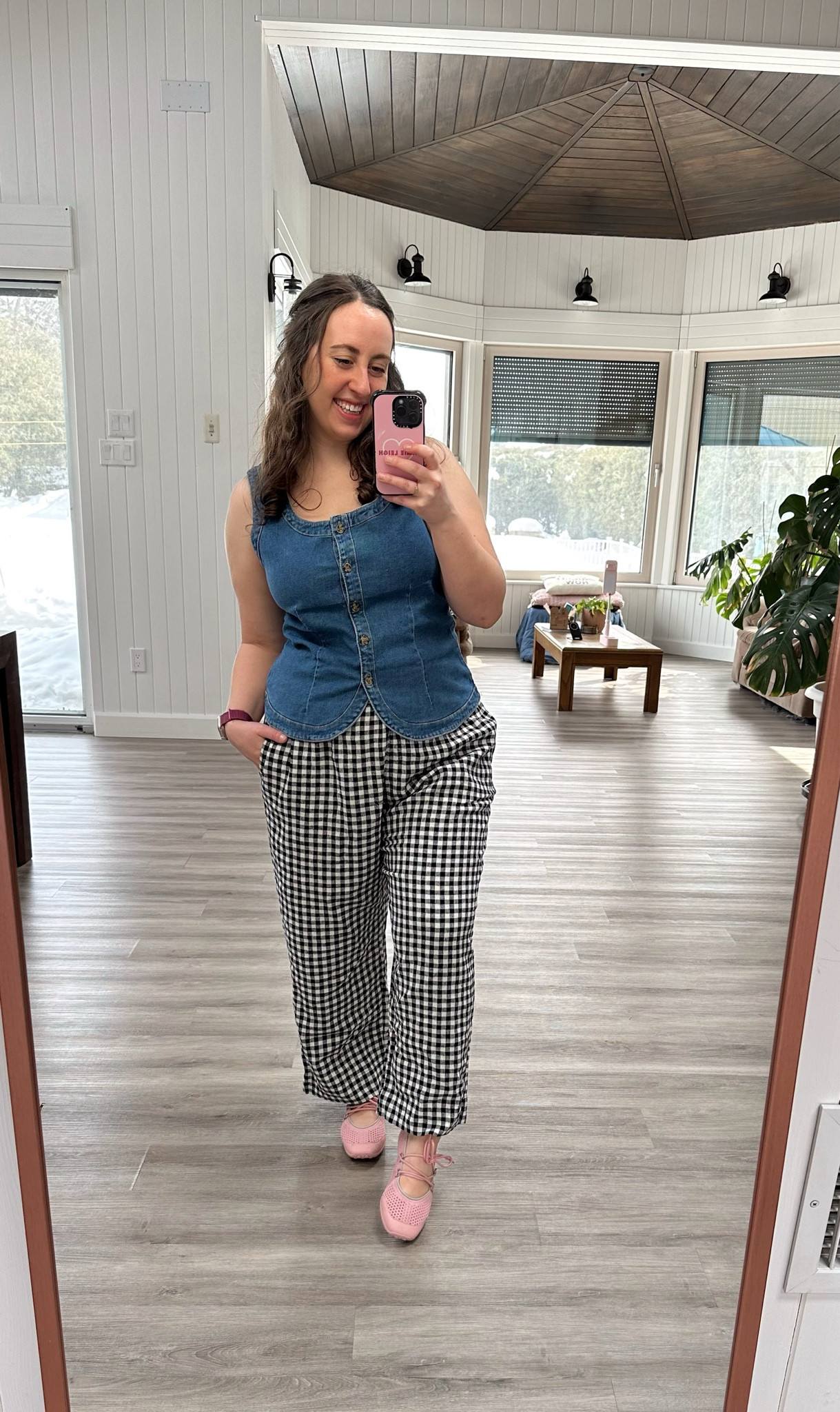 These gingham pants are everything to me! I’m so glad old navy finally released a gingham pair 🥰

#LTKootd #LTKSpringSale #LTKspringtrends