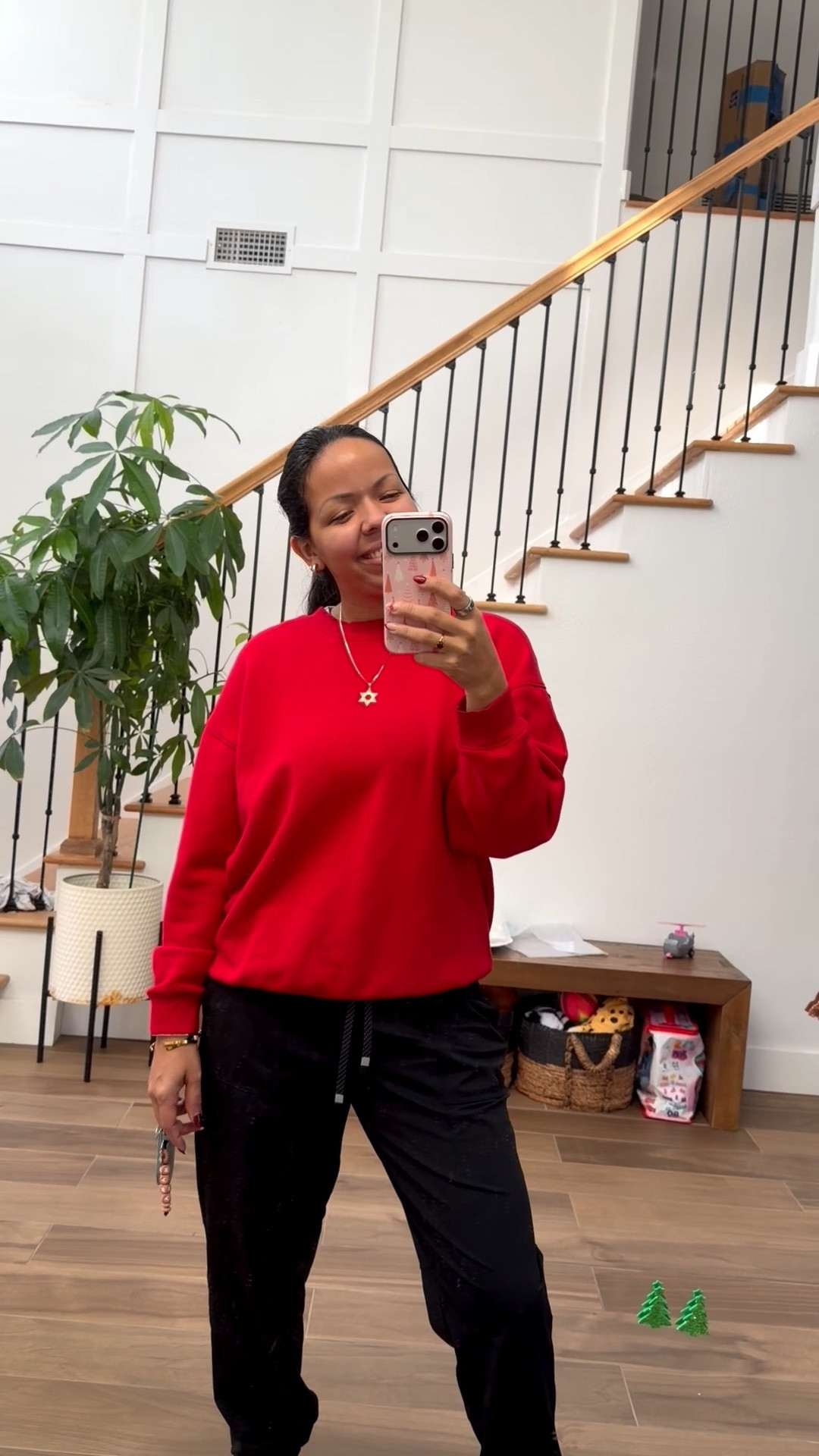 Mom life meets comfort 🤍

When I want to feel cute and cozy, this is my uniform. All the pieces I’m wearing (or similar ones) are linked ✨

#LTKmomlife #LTKgrwm #LTKootd