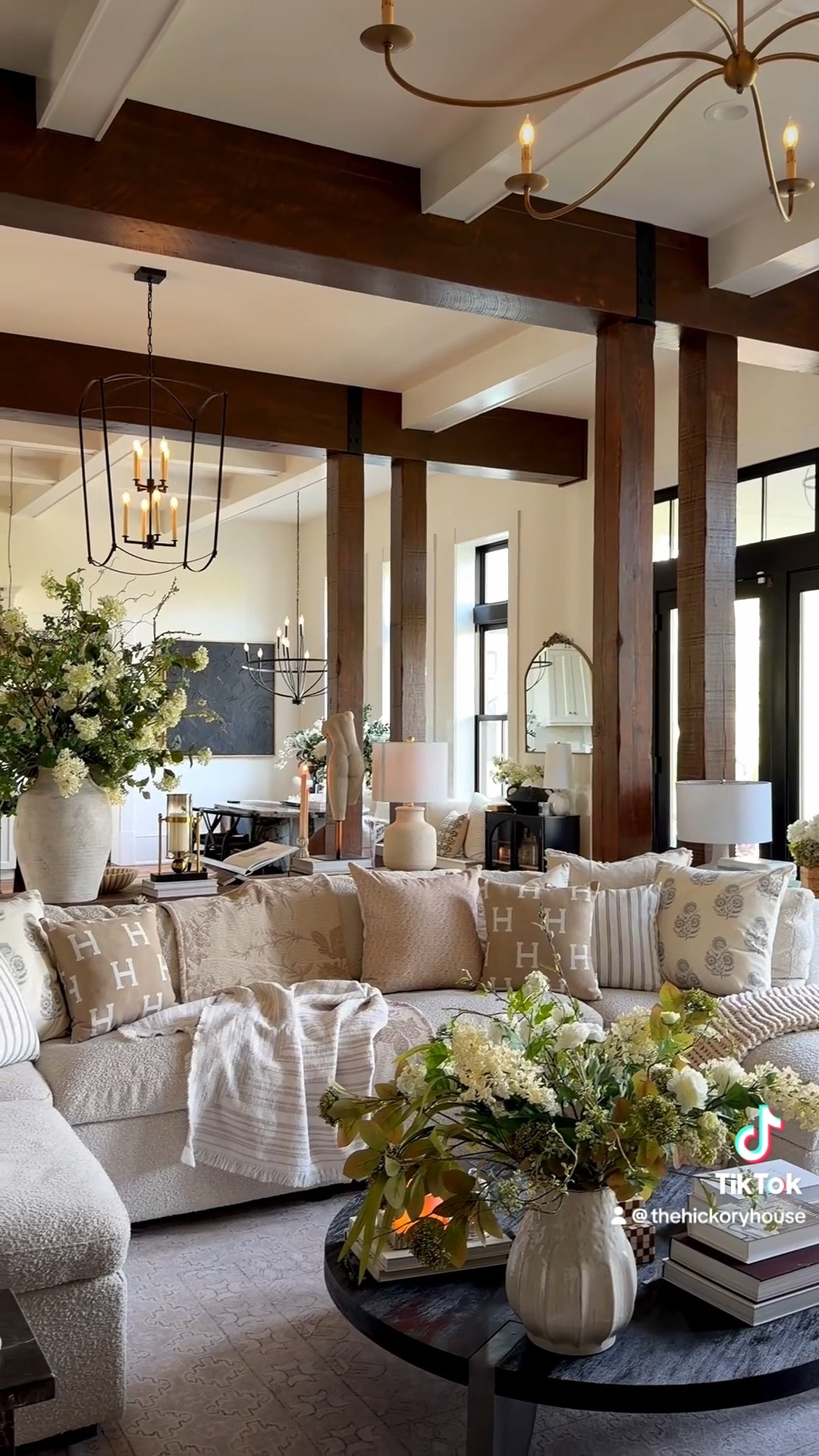 Spring in my family room

#LTKHome #LTKvlog #LTKSeasonal