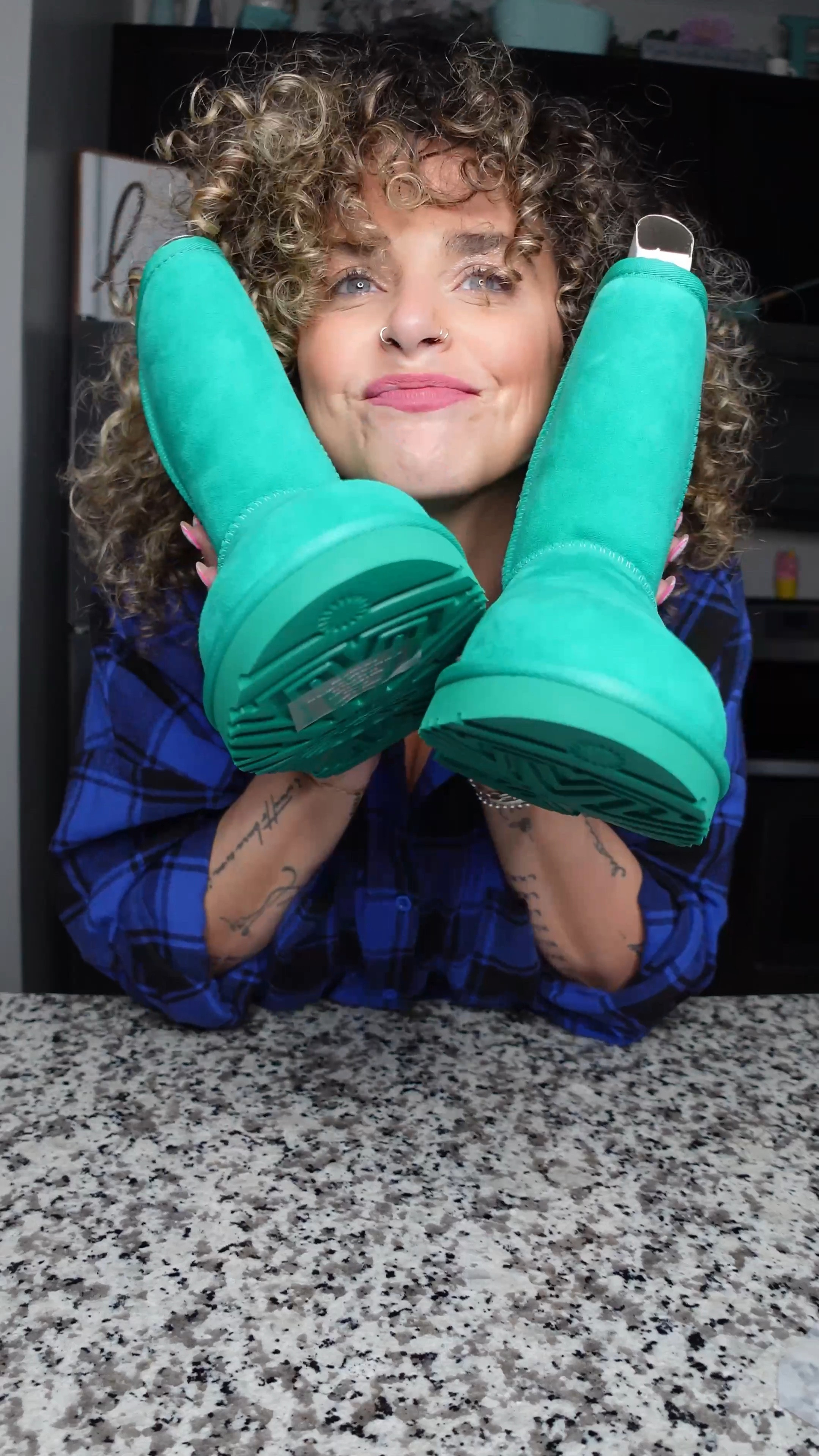 My first pair of #Uggs… at 36 y/o 😳🥴🫠

#LTKshoecrush #LTKbeauty #LTKSeasonal