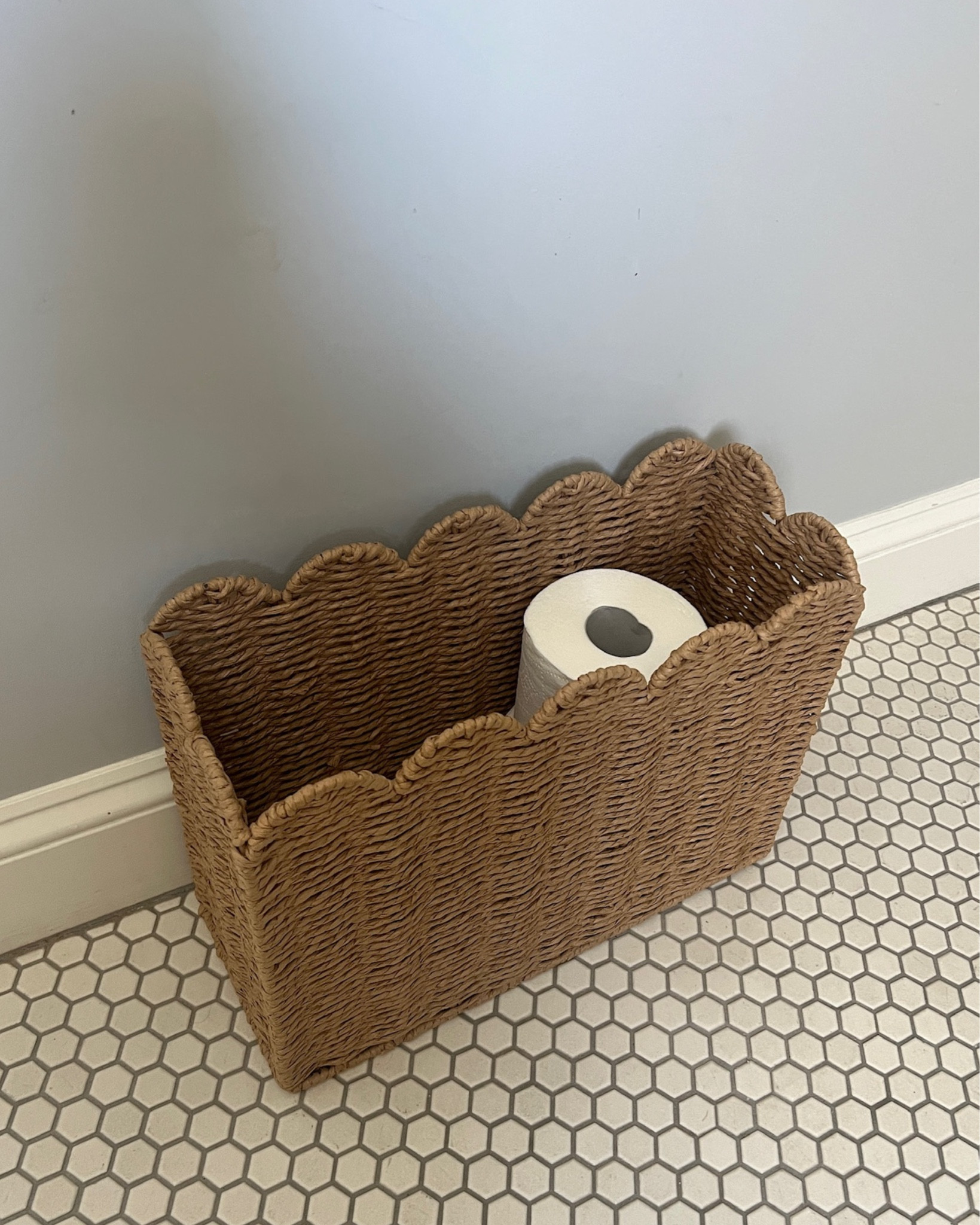 Obsessed with this woven scalloped trash bin!

amazon finds, amazon home 

 #LTKSeasonal #LTKHome