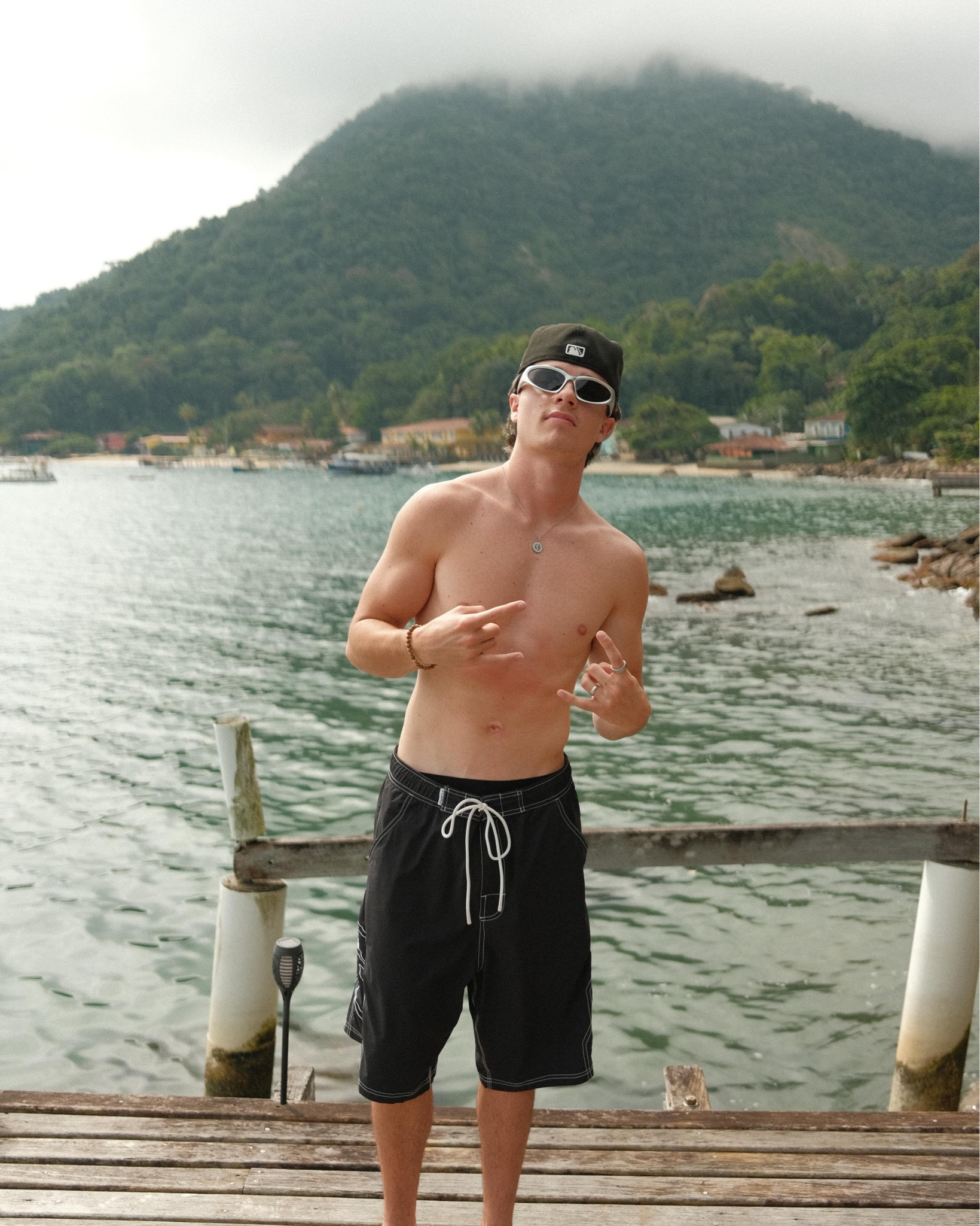 I got a pair of @havaianas and dont wanna leave 🇧🇷

#LTKSwim #LTKMens