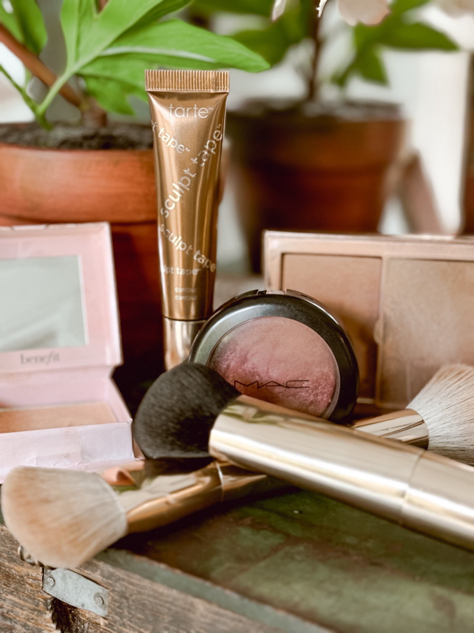 My go-to beauty products for blush, highlighter, and contour. #makeup

#LTKover40 #LTKbeauty