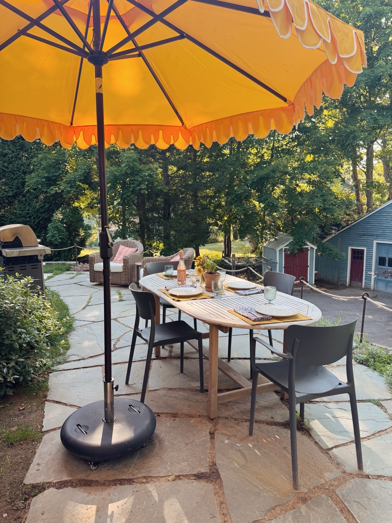our little patio! suuuch an improvement from what we had here.