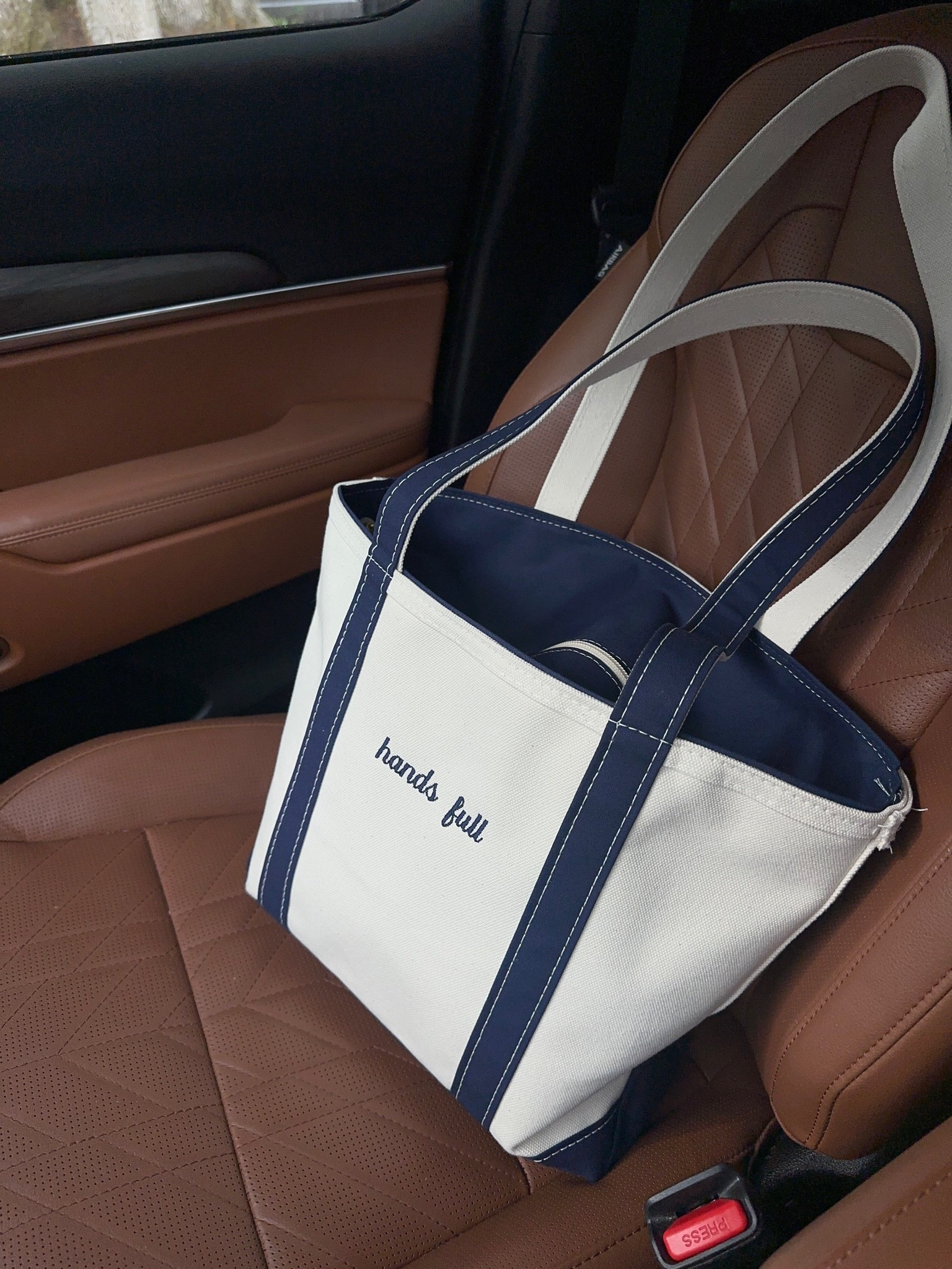 This is the size medium zip top with the long straps!! Best mom bag ✨

#LTKmomlife #LTKKids #LTKdayinmylife