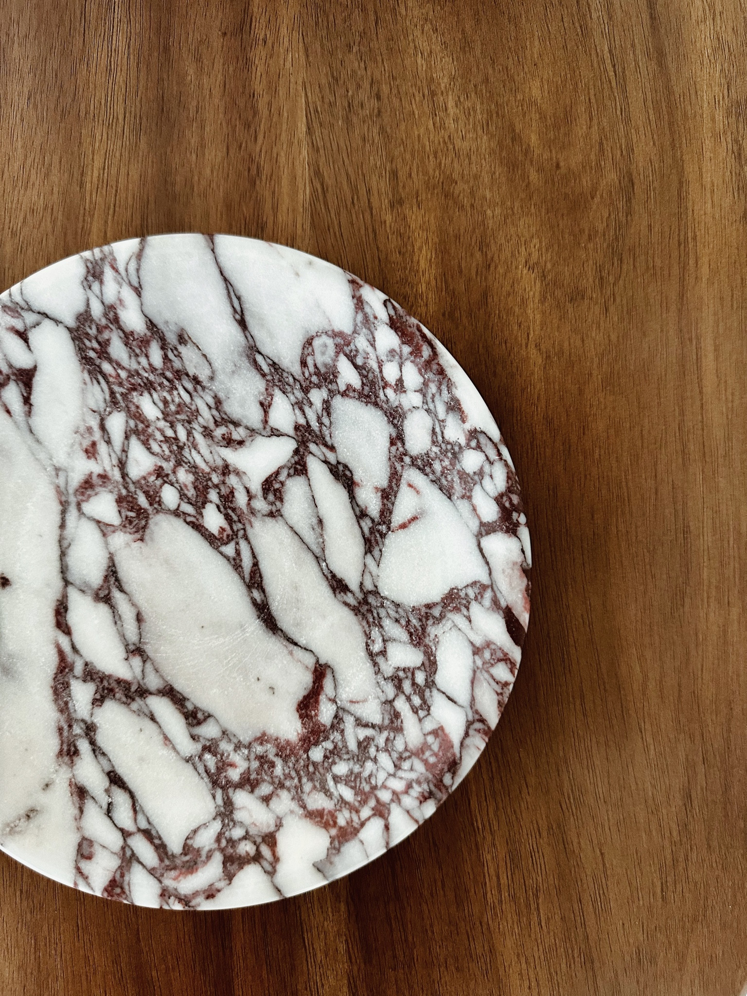 Another beautiful calacatta 

#LTKFind #LTKstyletip #LTKGiftGuide