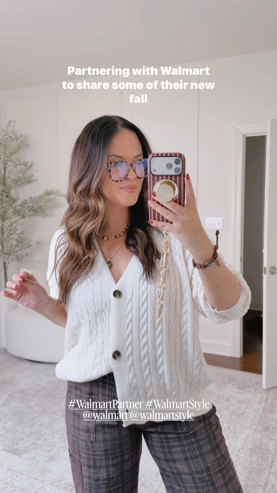 #WalmartPartner drooling over these new fall arrivals.. making me feel comfy and confident even with a mom pooch! @Walmart #WalmartStyle

#LTKMidsize #LTKootd #LTKmomlife