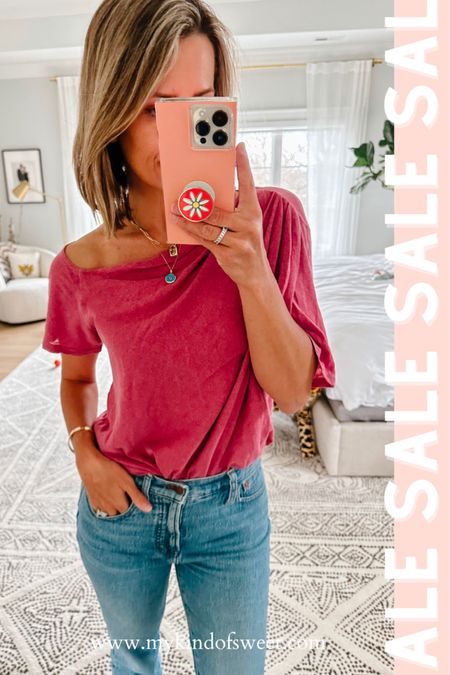 I found my new favorite tee! If I can find this in another color, I’m ordering it. AND it’s on sale for $24! It runs big – I’m wearing XS.

#LTKunder50 #LTKsalealert #LTKstyletip