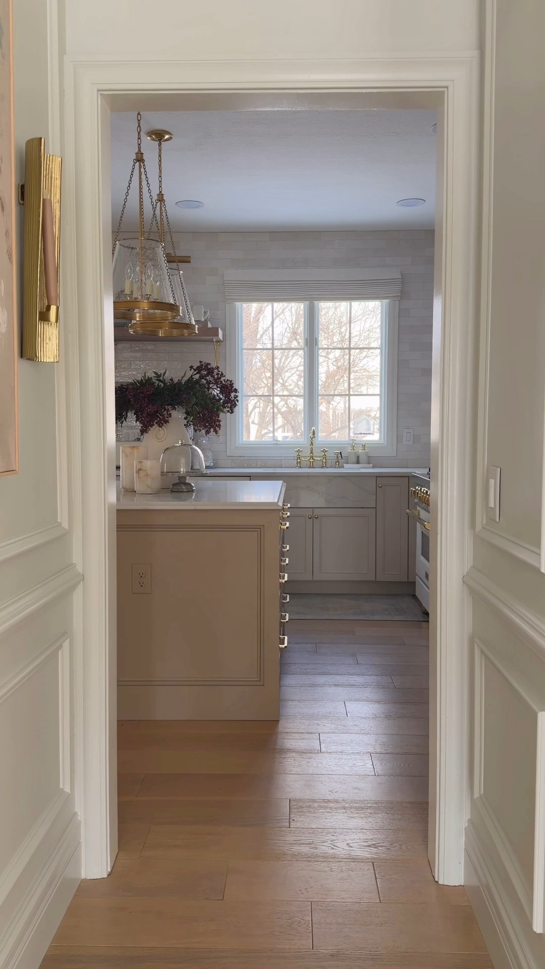 Full kitchen and dining room tour! 

#LTKSeasonal #LTKHome #LTKSaleAlert