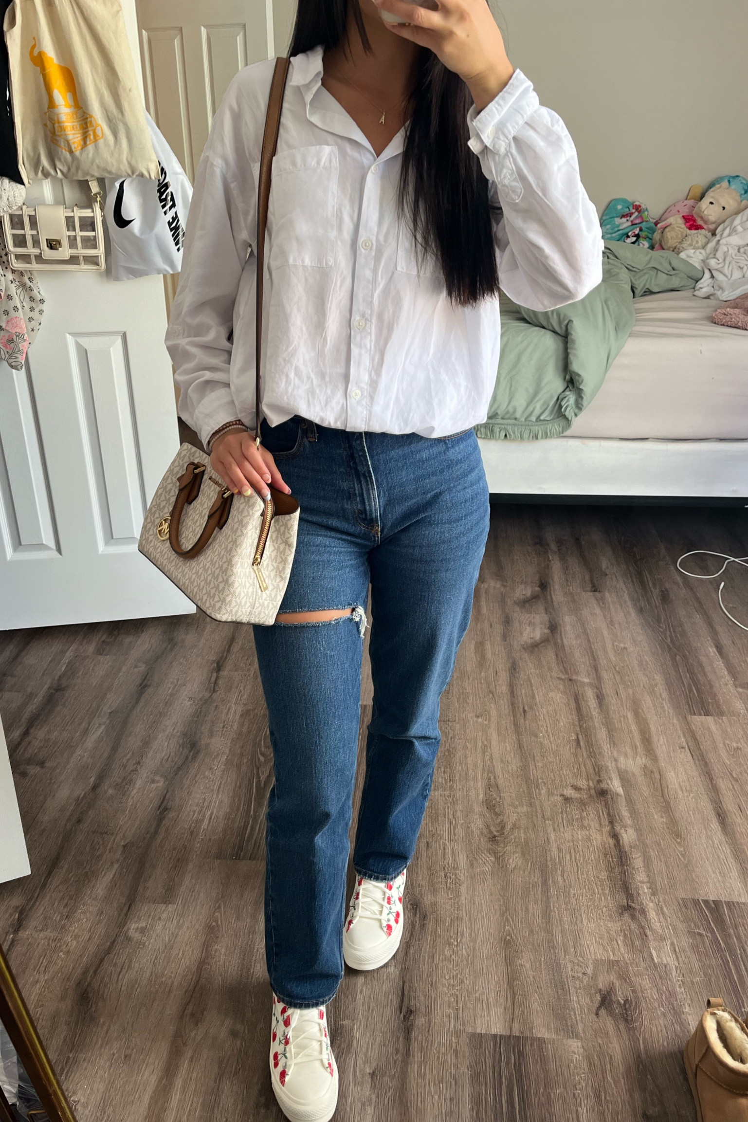 church ootd 🤍
i wear a S in top!
i wear a 26 in jeans!
i wear a 8 women’s in shoes!

#LTKbeauty #LTKstyletip