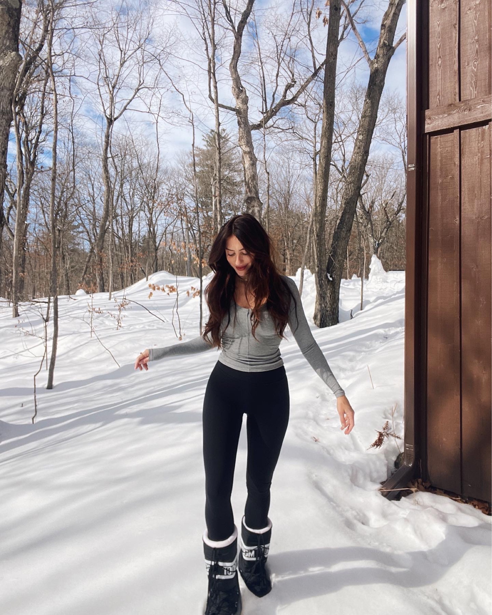 Moonboots in The Sunshine ❄️ 