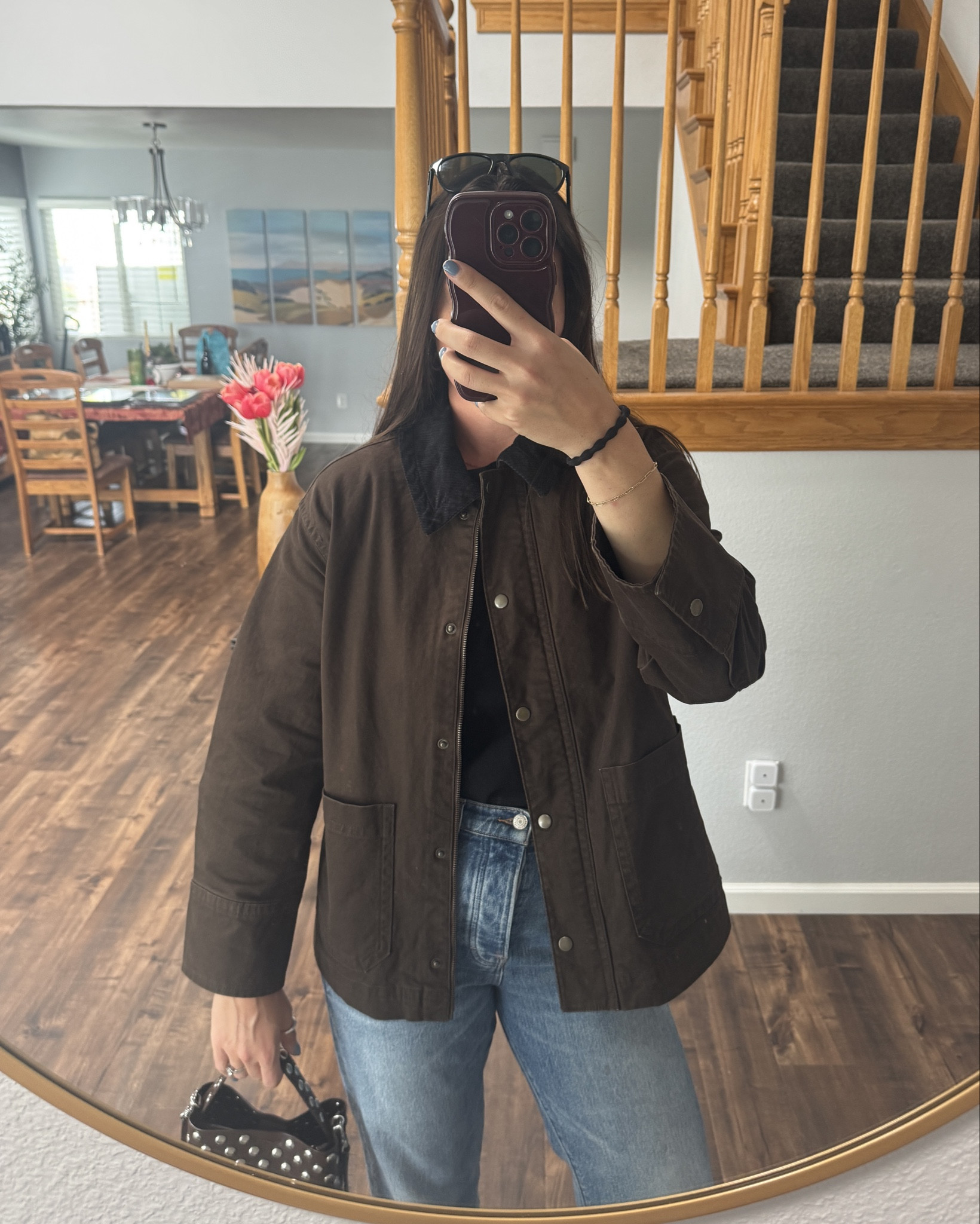 A great and affordable barn jacket 🖤🏠🚪

#LTKFindsUnder100 #LTKWorkwear #LTKSeasonal