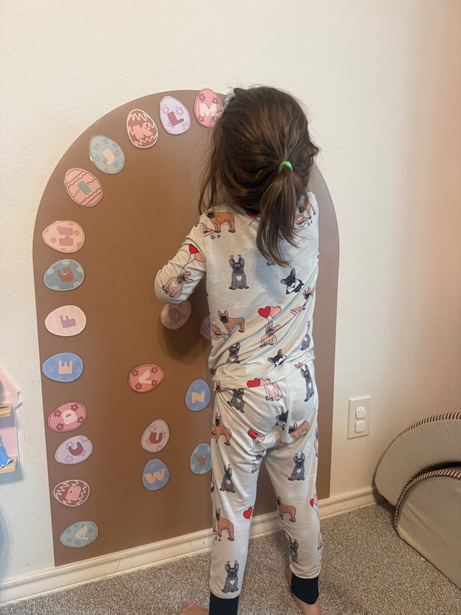 I LOVE making seasonal letter magnets for E! It’s just so much fun and works on visual tracking, body awareness, and motor planning for vertical play! 

#LTKSeasonal #LTKmomlife #LTKKids