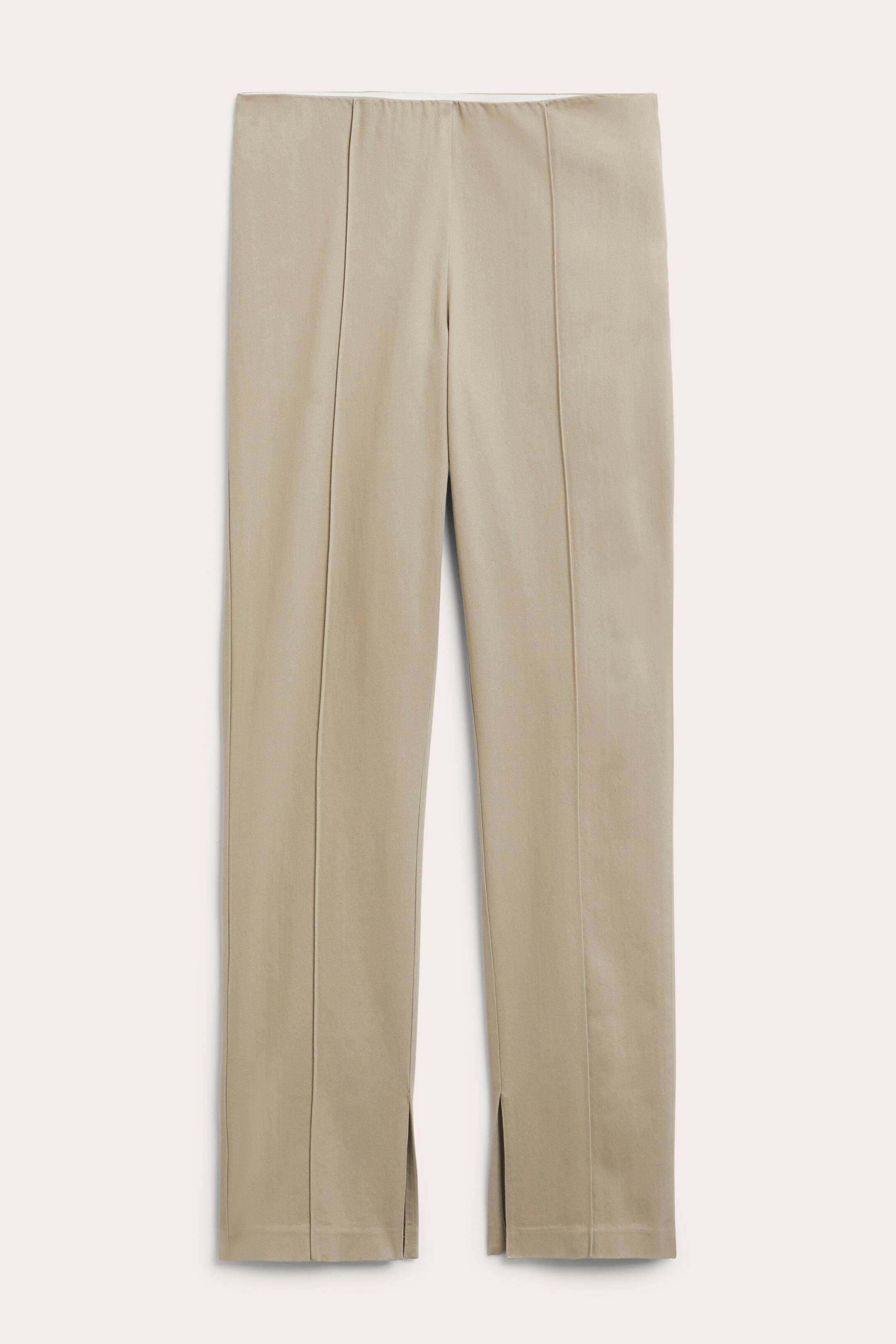 Hose mit normaler Taille und Bügelfalte | H&M (DE, AT, CH, NL, FI)