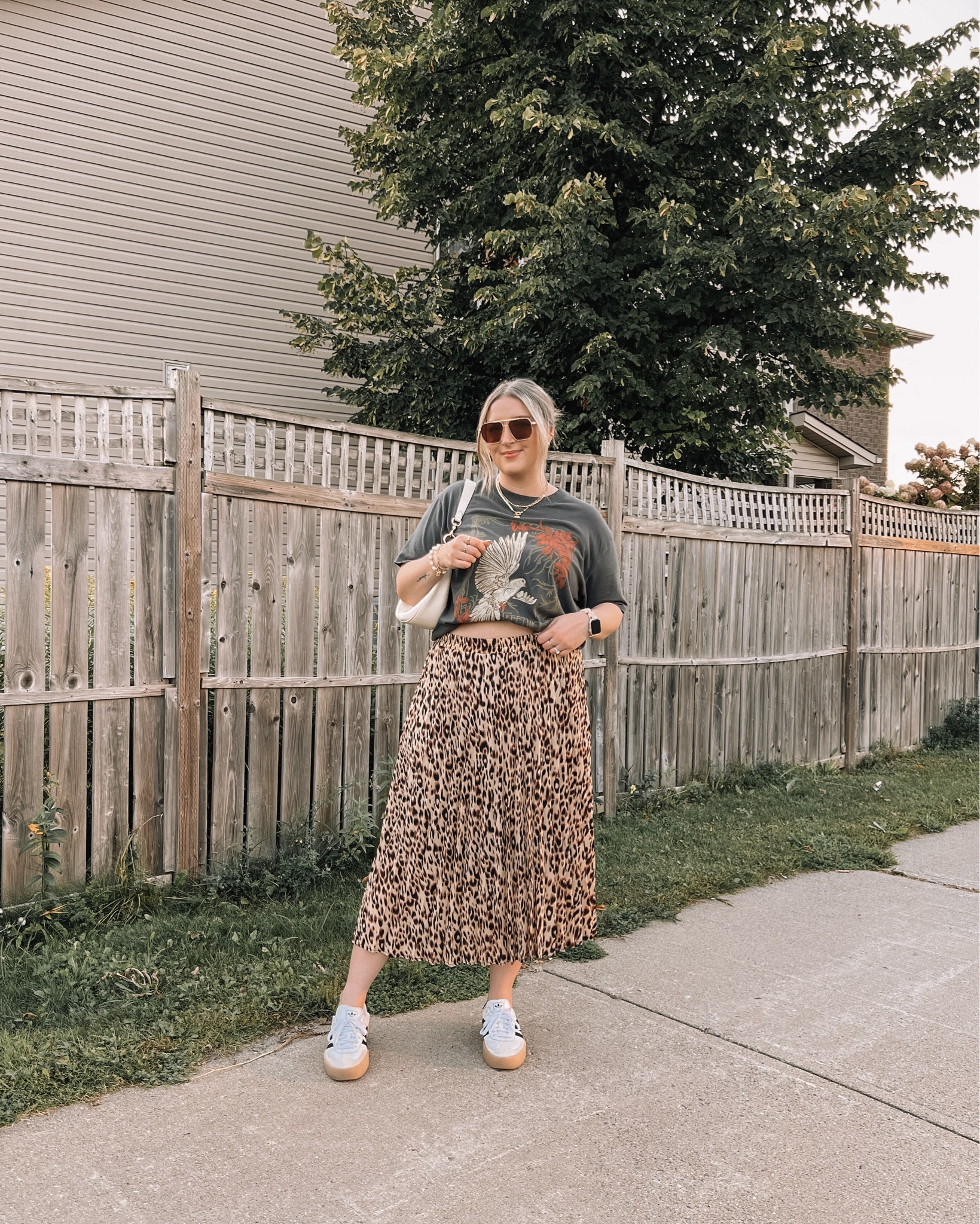 Love this Amazon leopard skirt for fall! It’s lined with an elastic waistband. I sized up to an XL for length since I’m 5’8, but the waist is a little big. If you’re not as tall, I’d stick with your usual size. My Fleetwood Mac graphic tee is so soft and fits TTS, wearing L. My sambas are super comfy, but size down .5

Midsize fall outfits, Amazon fashion finds


#LTKmidsize #LTKcanada #LTKautumn